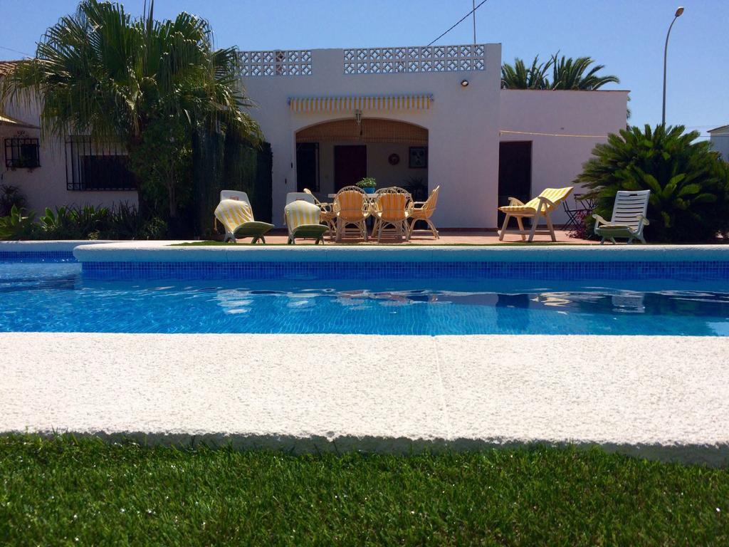 Chalet La Marina Dénia Extérieur photo